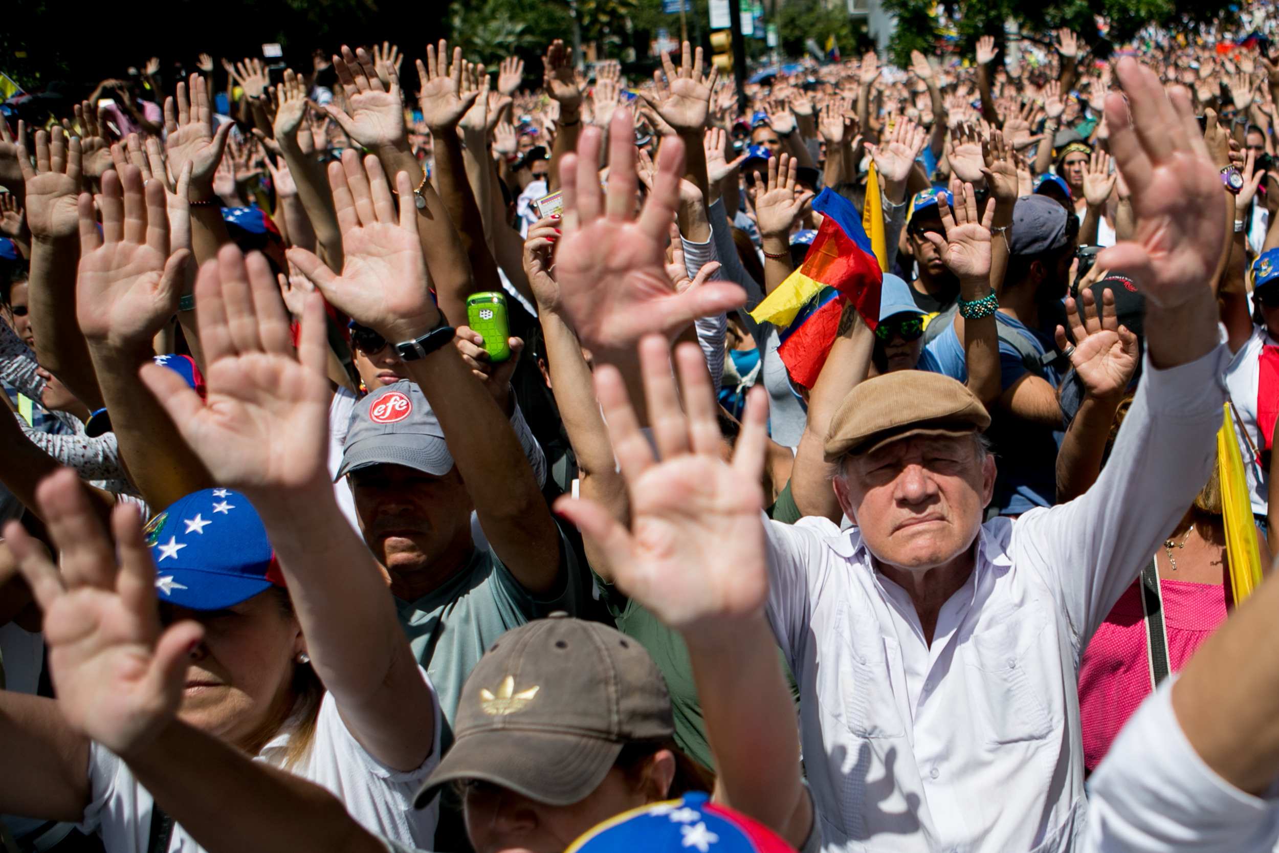 Yoston Ferrigni – ¿Porqué se protesta en Venezuela?